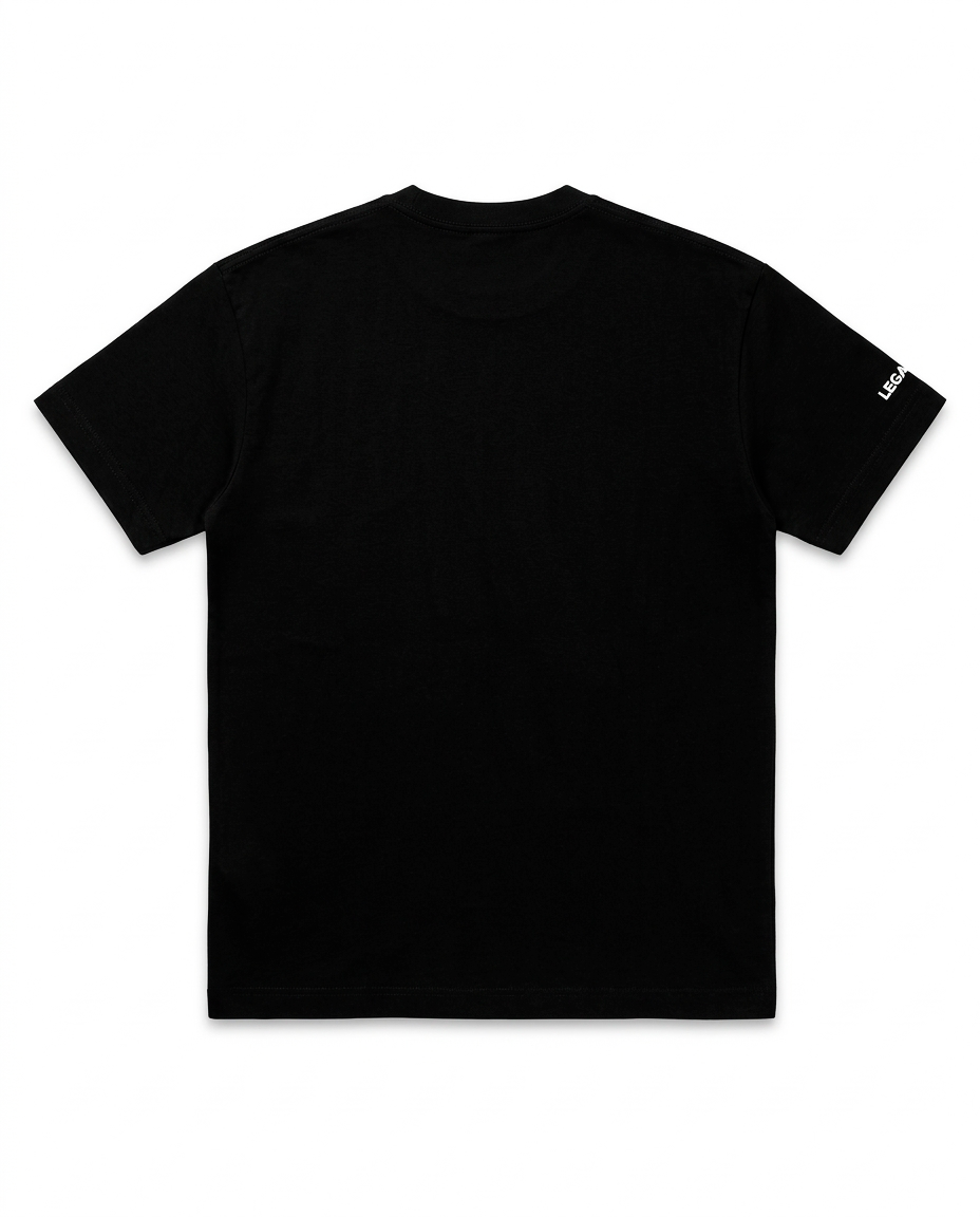 Camiseta NEGRA Estampado Legacy Gotic Limpio